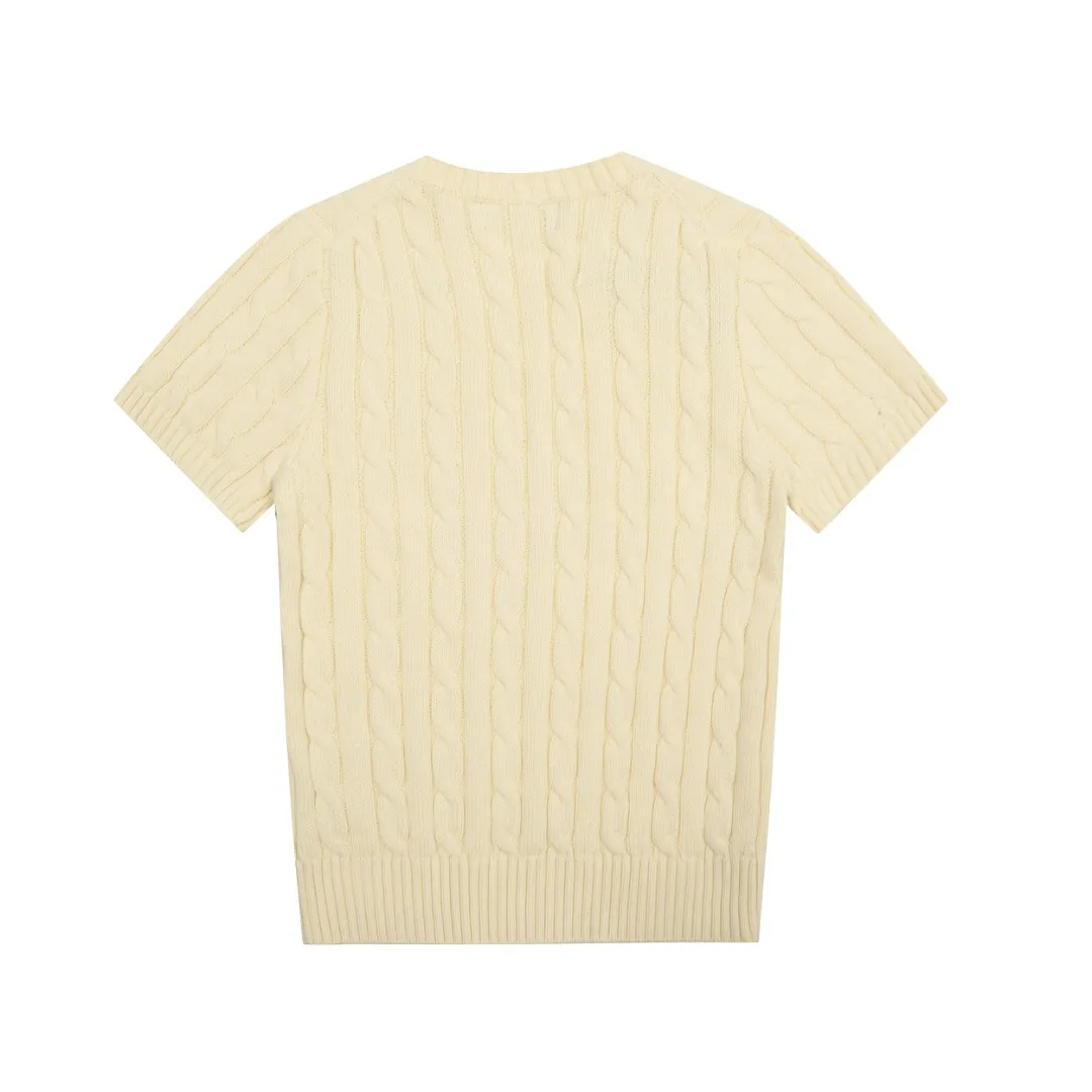 🅿️160 "Top quality" Style number: DS002# (not off the shelves all year round) [Ralph Lauren round neck solid color pony embroidered logo knitted short sleeves] ✅Ralph Lauren classic basic versatile knitted short sleeves for all seasons ✅Main supplier platform live broadcast Wholesale entities Replenish when out of stock Not off the shelves ✅ZP quality 1:1 version Scan the code to enter the GF website Counter quality ✅Detailed quality is the only one in Guangzhou Imported quality cotton yarn, focusing on high-end, cost-effective, good quality needless to say ✅The version is restored to the original order, the maximum size can be worn up to 160 pounds, loose, comfortable and stress-free ✅The upper body is simple and easy to match, a must-have for goddess ootd, good-looking clothes are never picky, a must-have in the goddess’ wardrobe Size: S-XL Color: Black White Gray Light Blue Light Pink Colorful Blue Khaki Bright Yellow Fruit Green Milk Apricot Wood Green Taro Purple Chinese Red Anchor Red Navy Red Label Navy Blue White Label